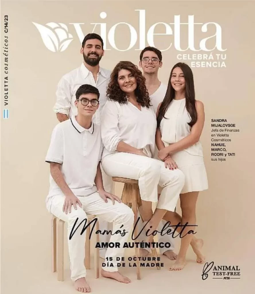 Cat Logo Violetta Campa A Argentina Nuevasrevistas